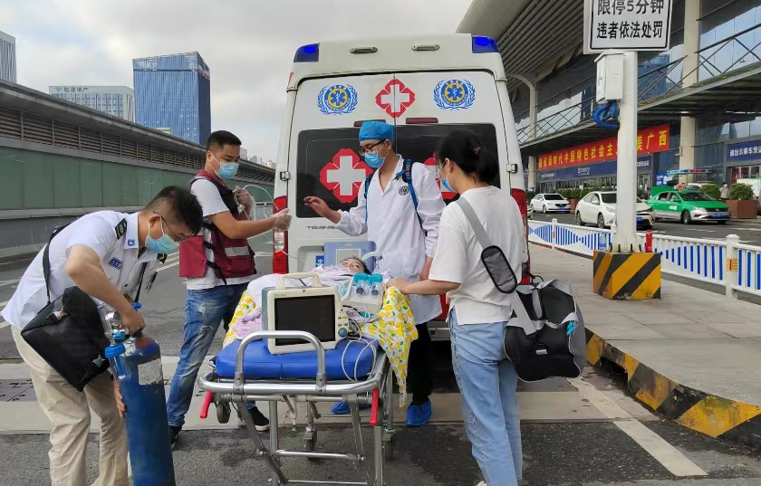 正规救护车出租公司